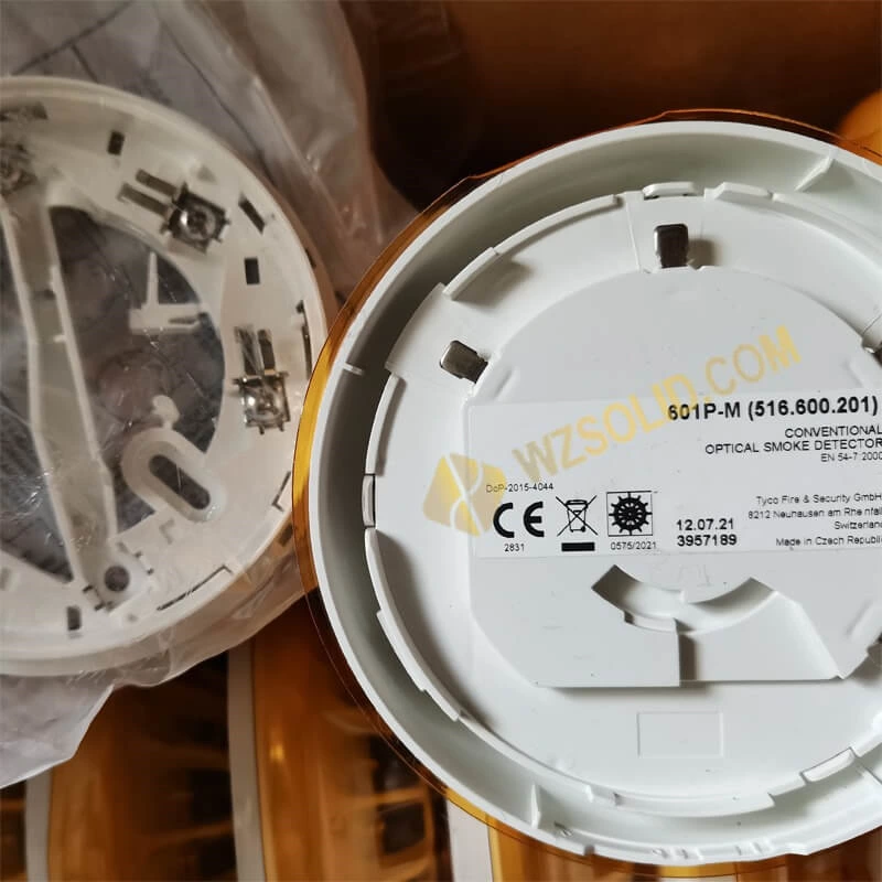 Оптический детектор дыма Tyco Marine 601P-M с сиденьем