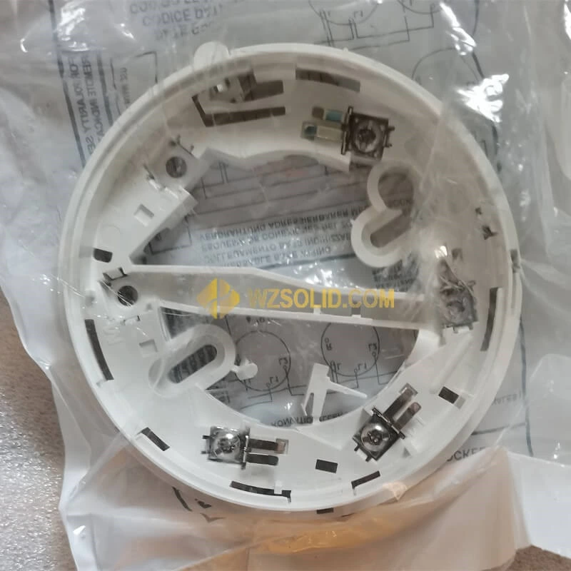 Оптический детектор дыма Tyco Marine 601P-M с сиденьем