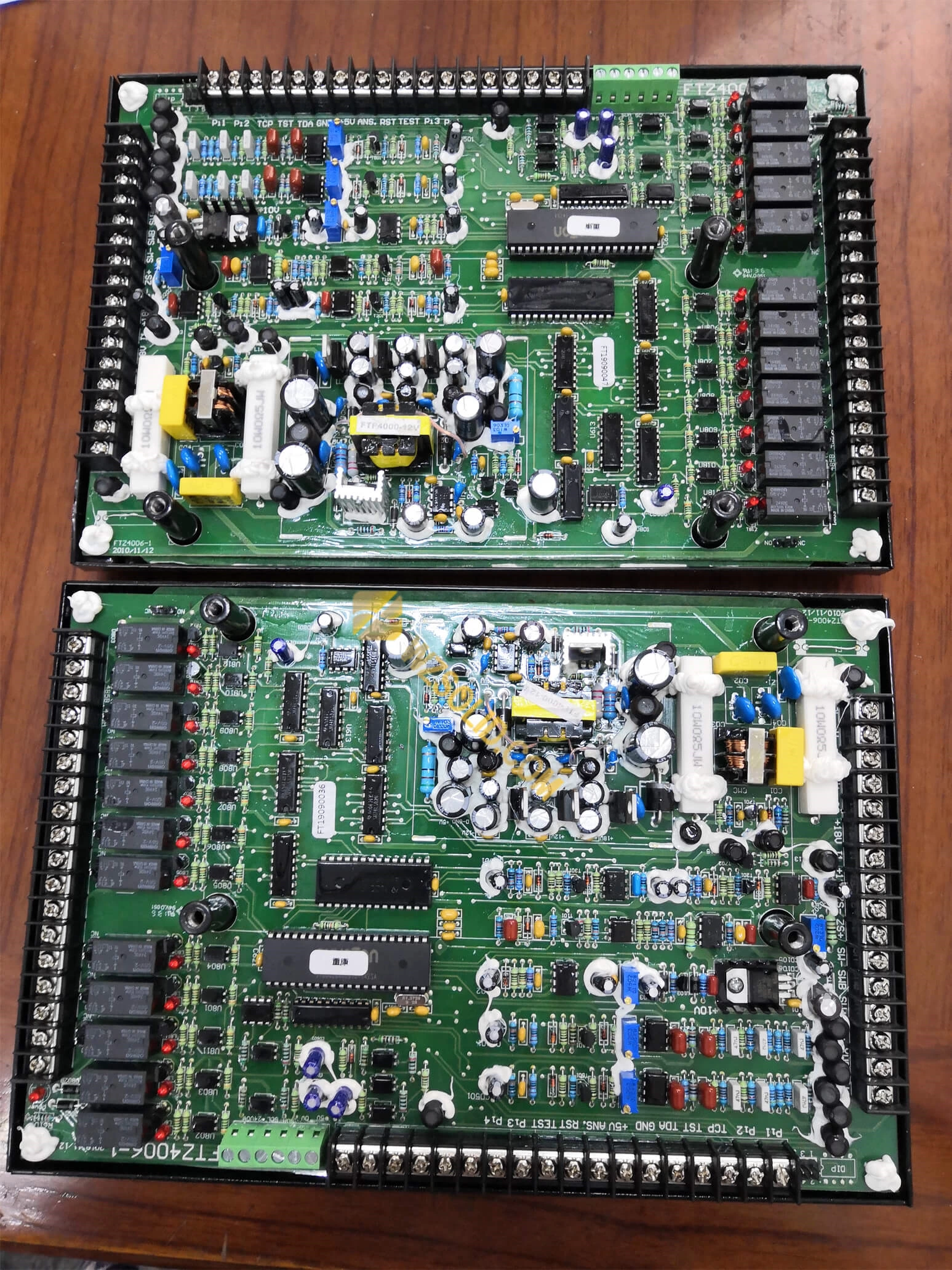 MÓDULO DE CONTROL DE MONITOR DEL MOTOR DIESEL FTZ4006-1